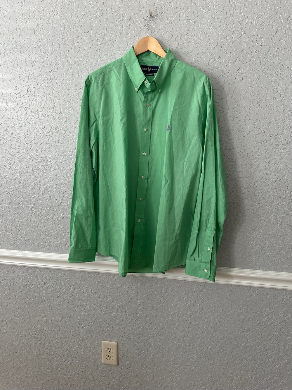 Ralph Lauren Men’s Kelly Green Button-Down Dress Shirt